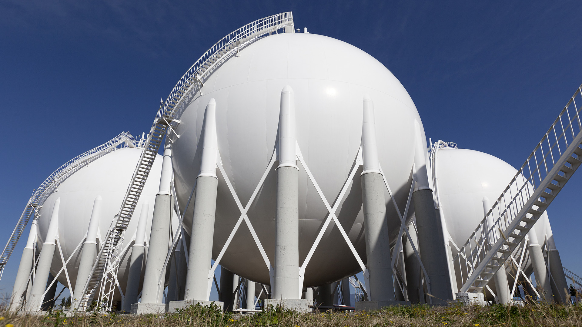 natural gas storage